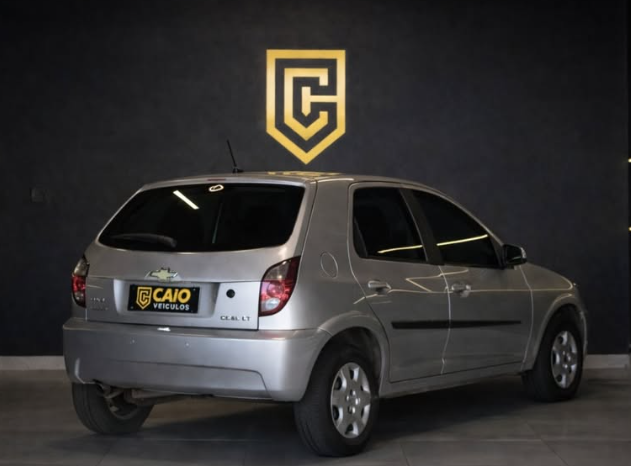 
								Chevrolet Celta full									