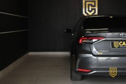 
										Toyota Corolla XEi 2.0 Flex Automático 2023/2024 — Cinza, 175 cv full									